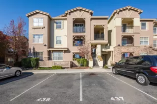 Photo #1: 221143352 Listing
