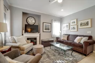 Photo #3: 221143820 Listing 