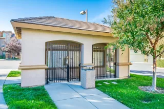 Photo #6: 221144027 Listing 