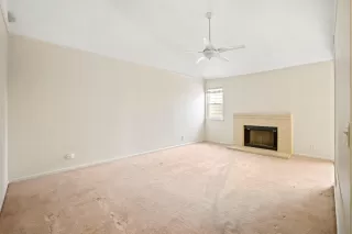 Photo #3: 221144211 Listing