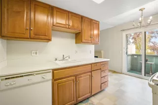 Photo #6: 221144211 Listing