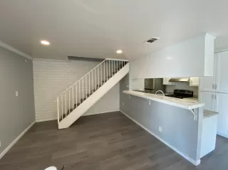 Photo #1: 221144517 Listing