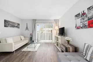 Photo #4: 221144613 Listing 