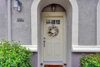 Photo #2: 221145030 Listing
