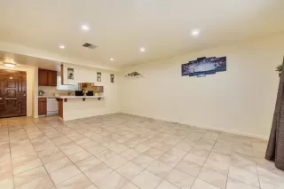 Photo #3: 221145514 Listing