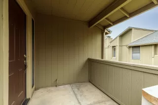 Photo #1: 221145998 Listing