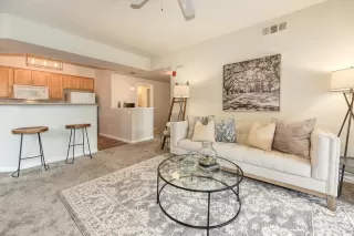 Photo #3: 221146150 Listing