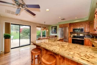 Photo #6: 221146553 Listing 