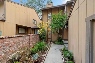 Photo #3: 221146573 Listing 