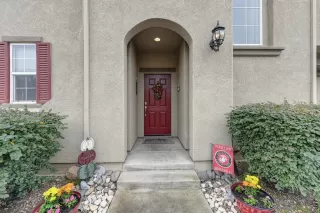 Photo #1: 221146747 Listing 