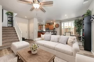 Photo #5: 221146747 Listing 
