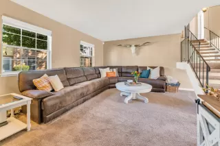 Photo #4: 221147365 Listing 