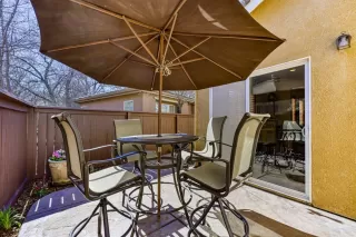 Photo #1: 221148029 Listing