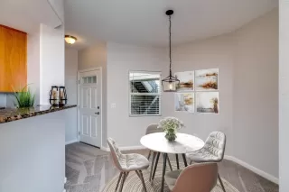 Photo #2: 221148098 Listing