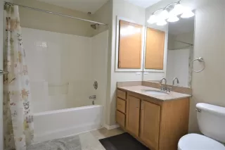 Photo #6: 221148222 Listing