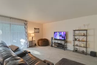 Photo #3: 221148311 Listing 