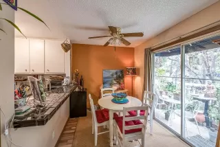 Photo #3: 221149247 Listing 