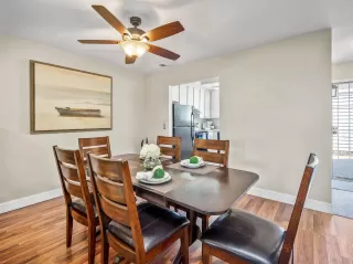 Photo #5: 221149288 Listing