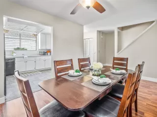 Photo #6: 221149288 Listing