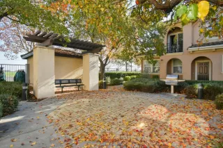 Photo #1: 221150169 Listing