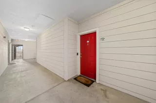 Photo #3: 221150258 Listing 