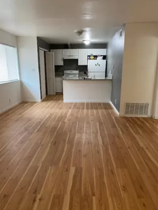 Photo #5: 221150570 Listing