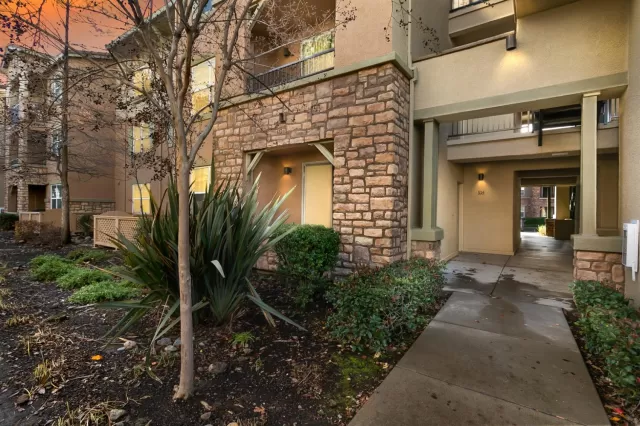 MLS: 221151044 Condo For Sale