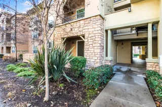 Photo #1: 221151044 Listing