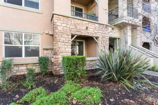 Photo #3: 221151044 Listing