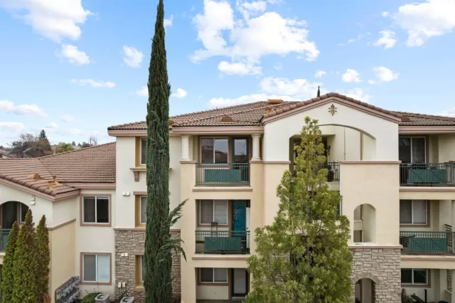 MLS: 221151049 Condo For Sale