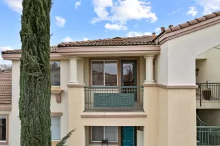 Photo #1: 221151049 Listing