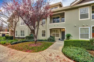 Photo #3: 221151205 Listing