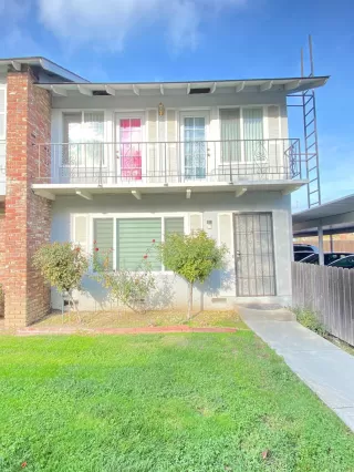 Photo #1: 221151637 Listing