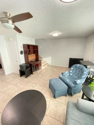 Photo #3: 221151637 Listing