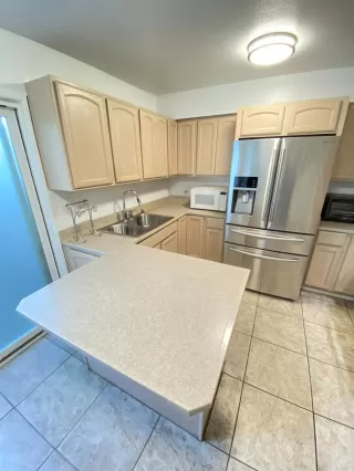 Photo #6: 221151637 Listing