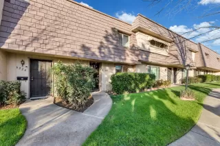 Photo #2: 221151986 Listing