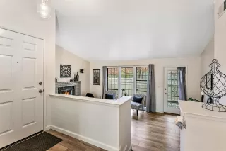 Photo #4: 221152586 Listing 