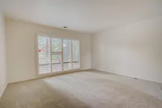 Photo #6: 221152925 Listing