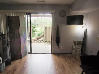 Photo #1: 221153203 Listing