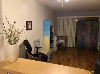 Photo #4: 221153203 Listing