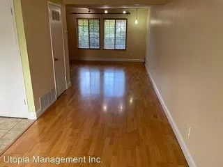 Photo #3: 221153521 Listing