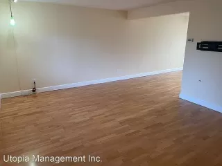 Photo #4: 221153521 Listing