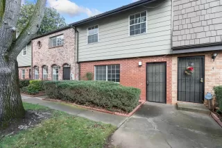 Photo #2: 221154014 Listing