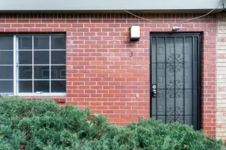 Photo #5: 221154014 Listing