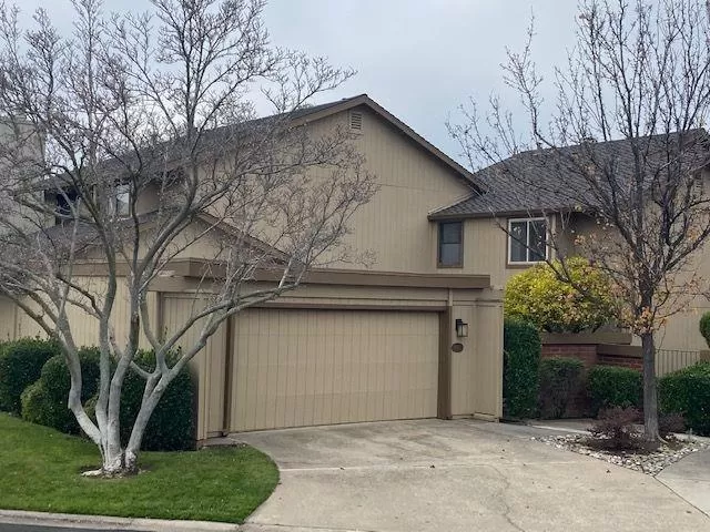 MLS: 221154073 Condo For Sale