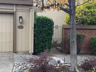 Photo #2: 221154073 Listing