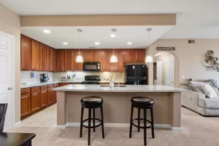 Photo #4: 221154218 Listing