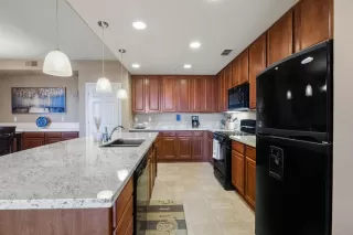 Photo #6: 221154218 Listing