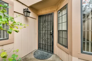 Photo #4: 221154325 Listing