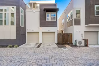 Photo #4: 221154629 Listing 